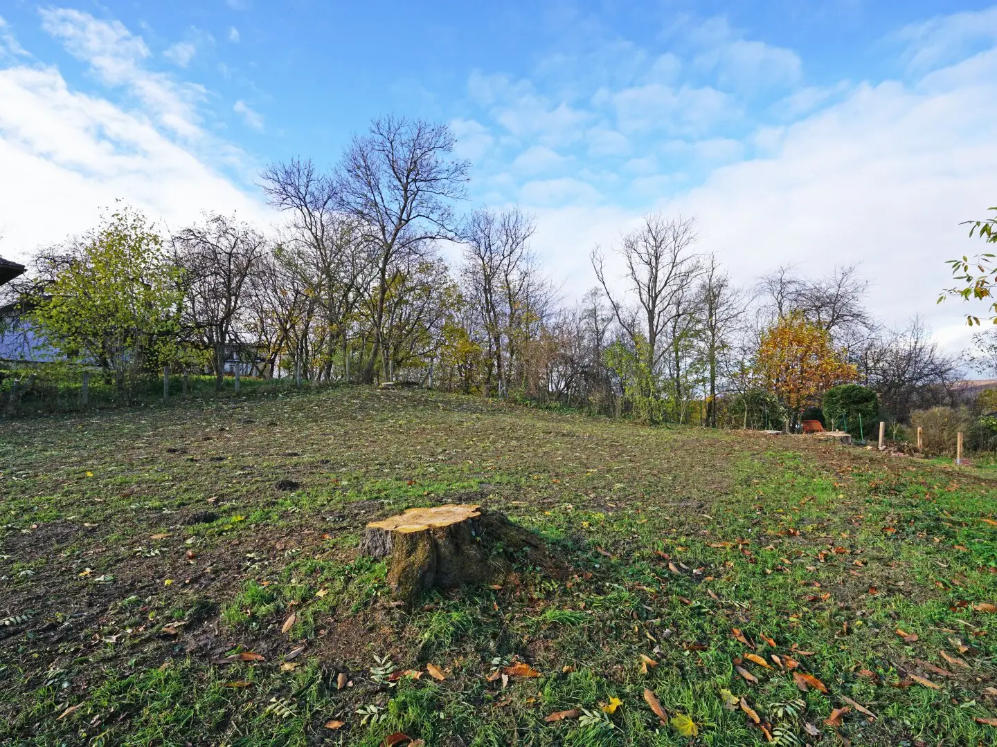 Magnificent building plot in a second row from the street