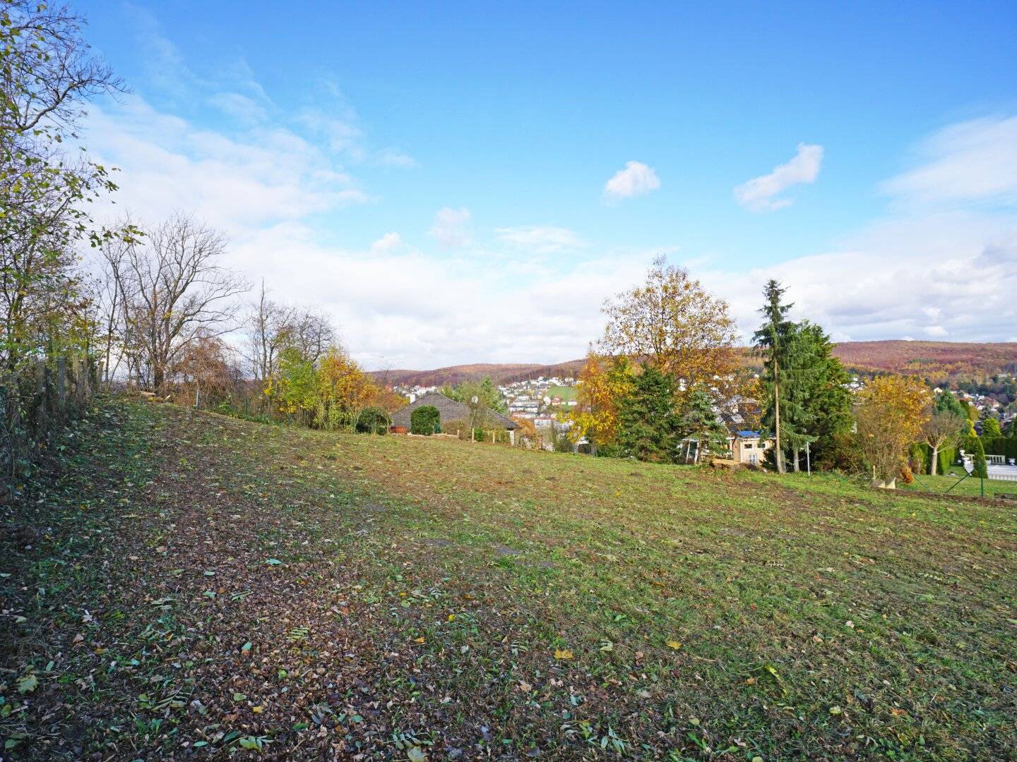 Herrliches Baugrundstück in Aussichtslage!