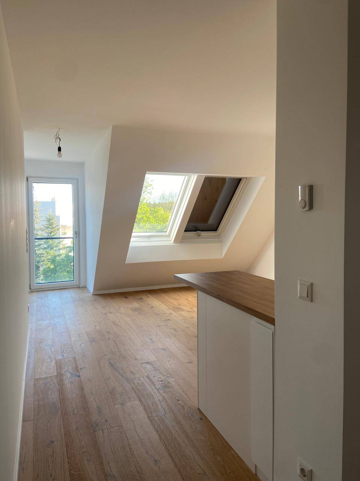 Lichtdurchflutete Wohnung mit Weitblick und Aufzug