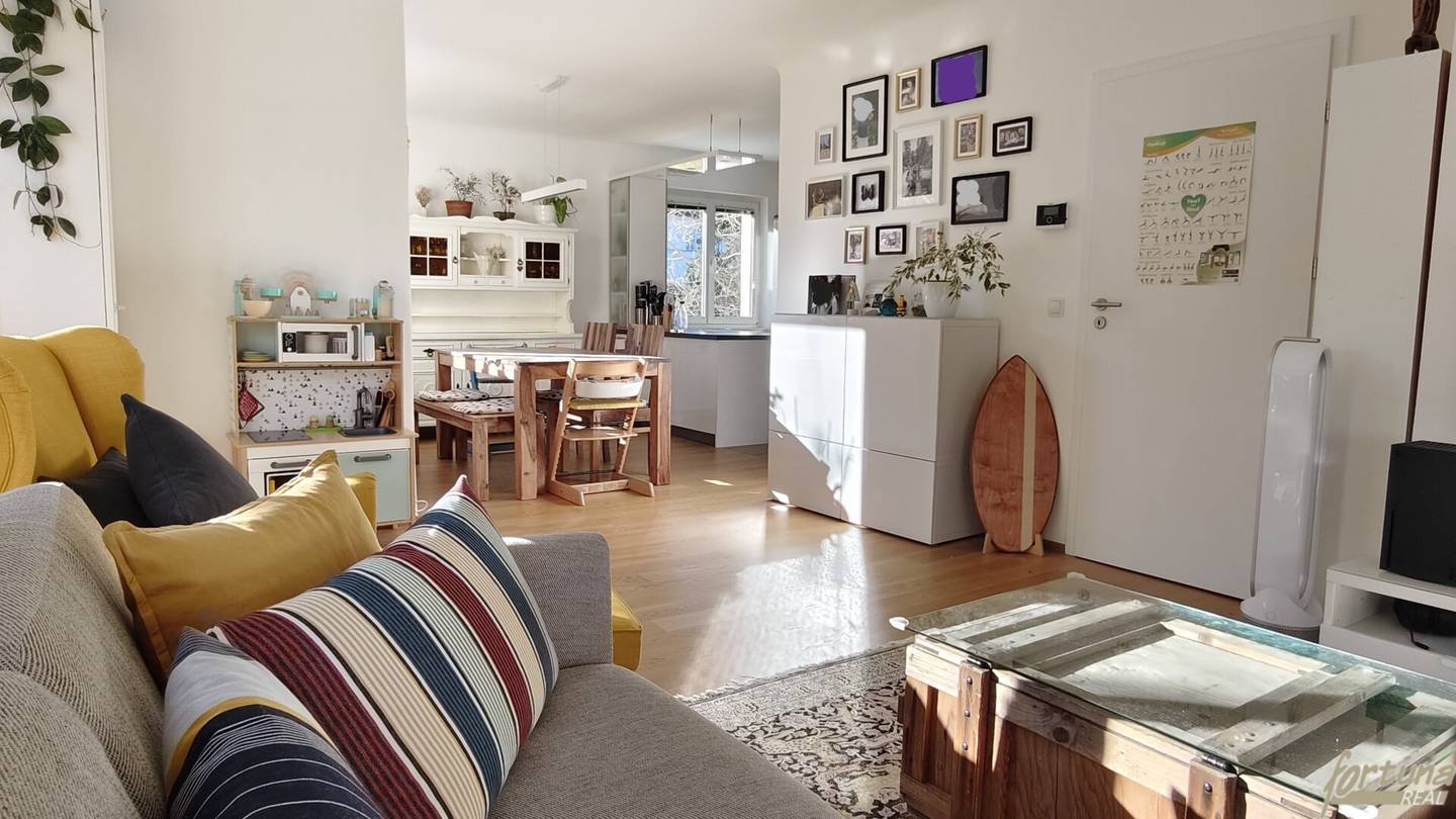 Dream apartment for sale in the quiet and exclusive part of Hietzing Including single garage