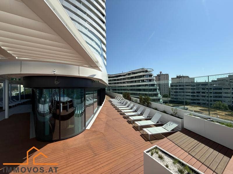 Wohnung with panoramic view and wellness access