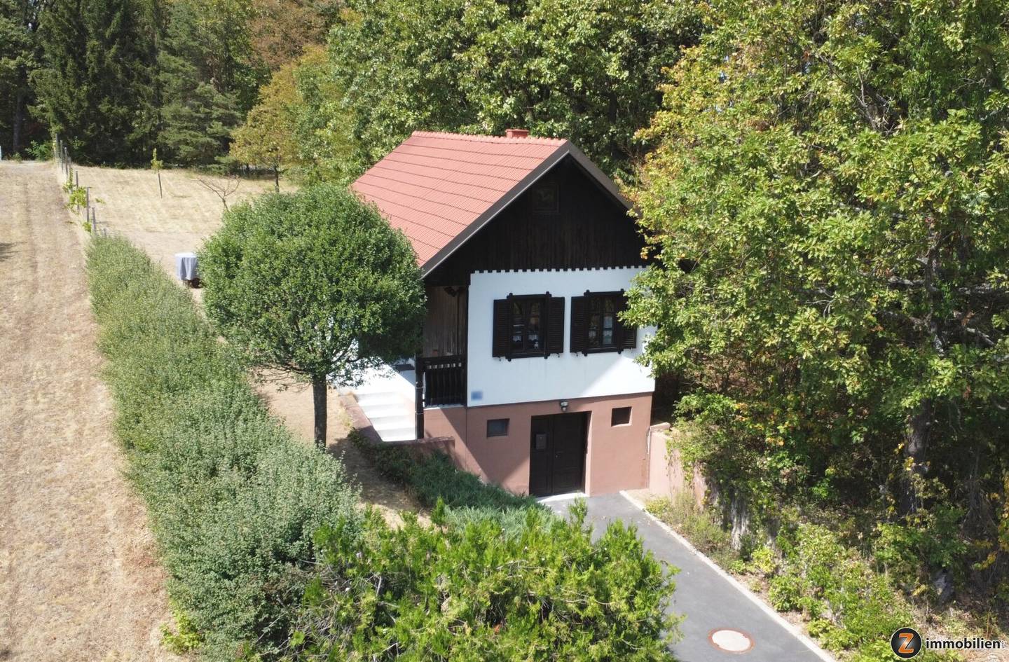 Weinidylle Südburgenland: Kellerstöckl in traumhafter Einzellage