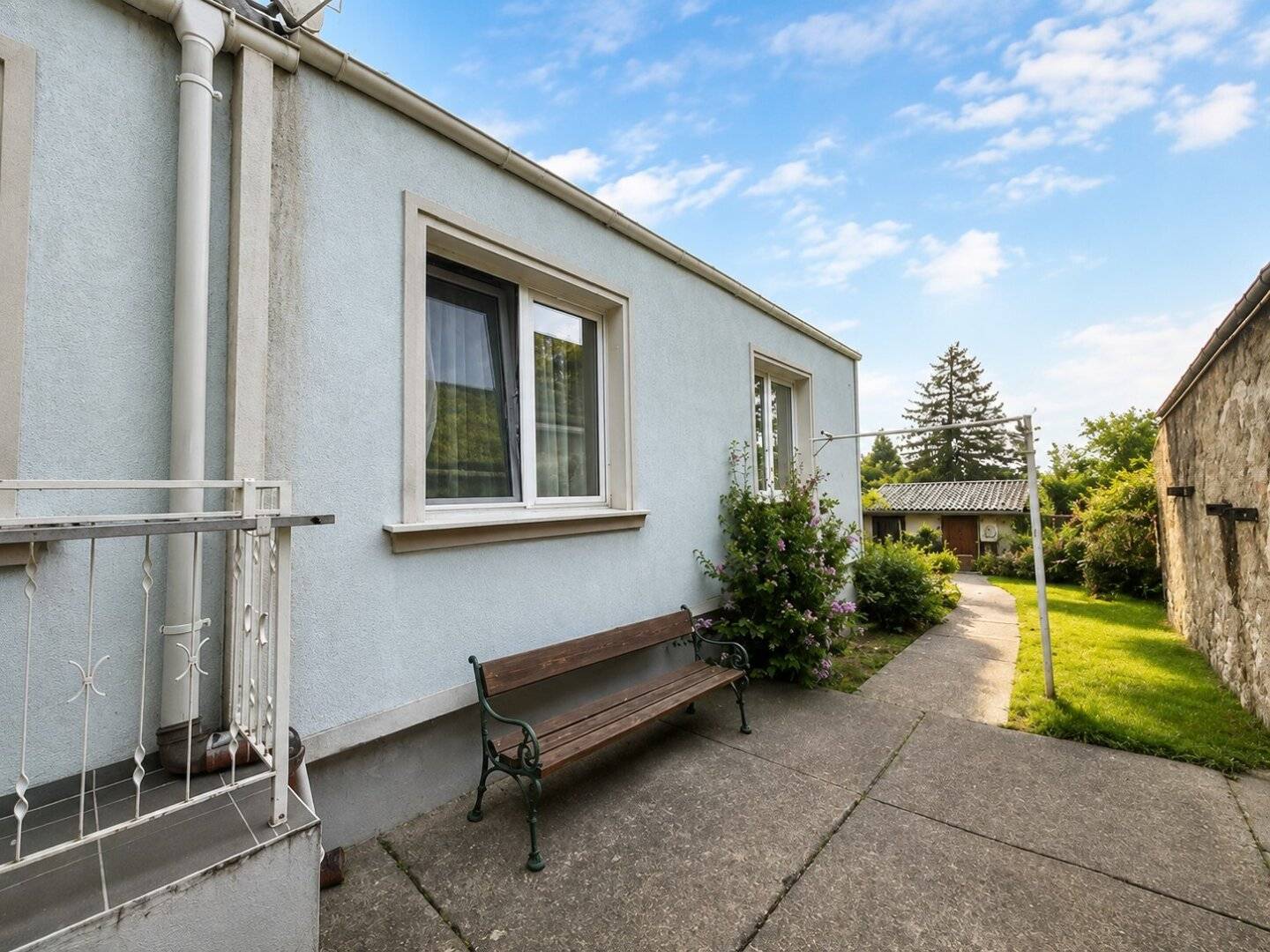 Breitenbrunn - Charmantes Einfamilienhaus mit viel Potential &amp; uneinsehbarem Garten