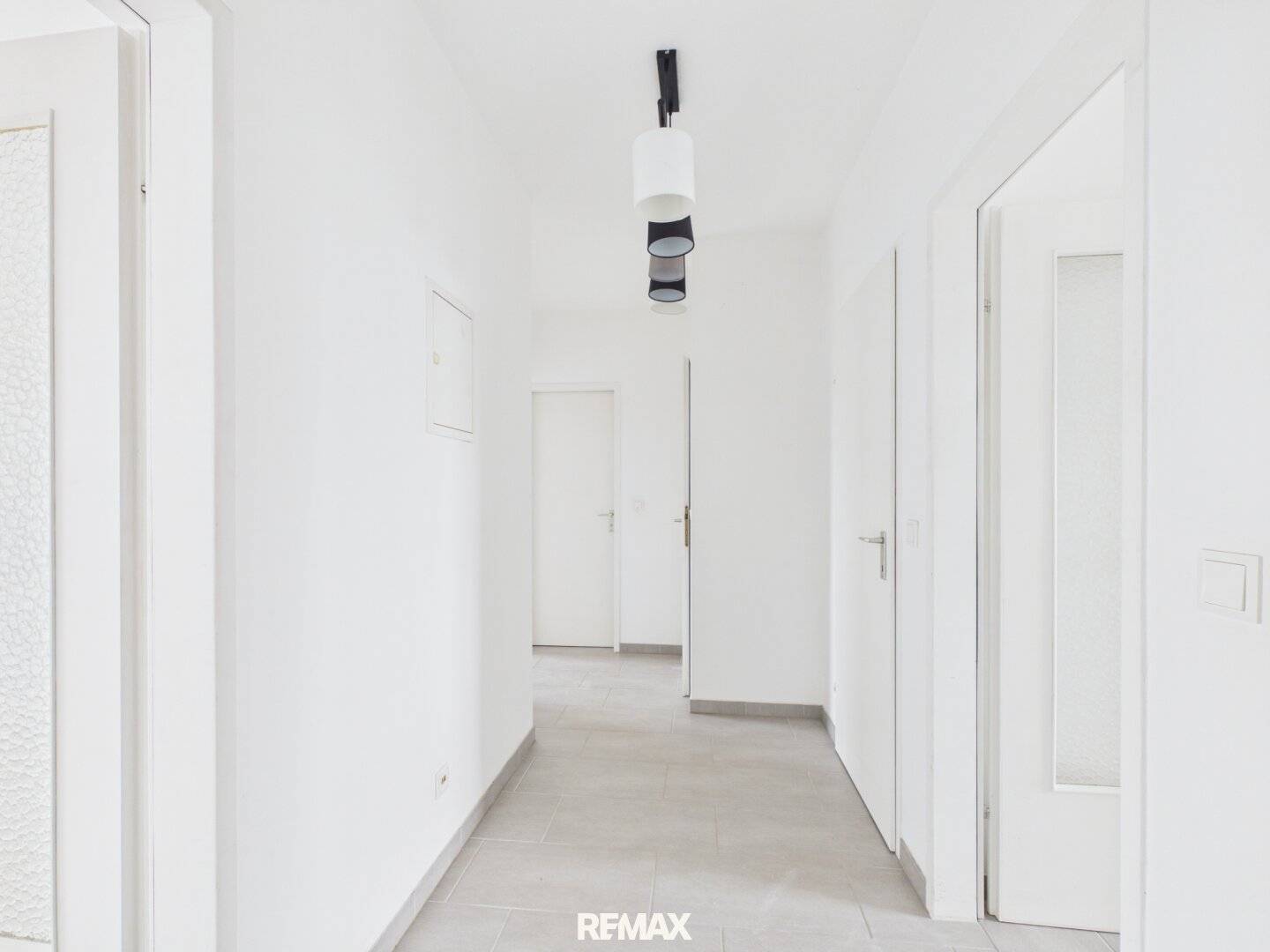 Bright 3-room apartment including outdoor parking space in a quiet location in Neufeld an der Leitha for rent