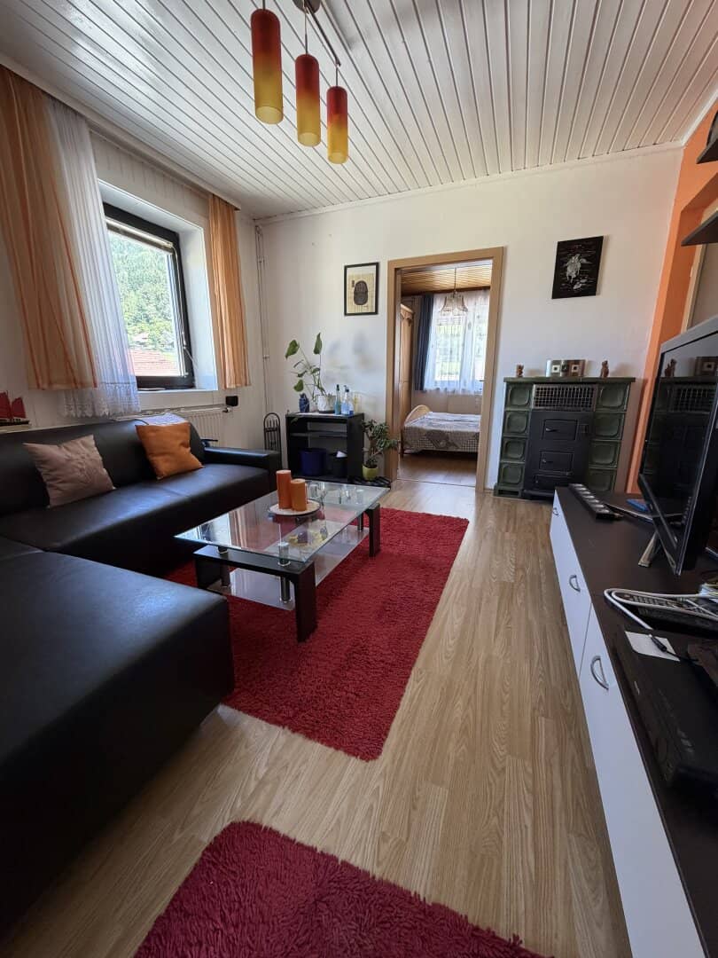 Sunny 2-room apartment in a quiet location available immediately