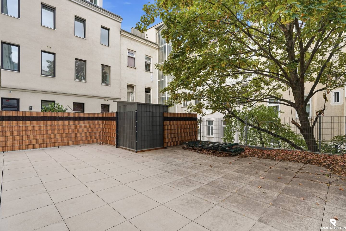 Rare Opportunity: Huge Terrace on 1st Floor - Great 3-Room Apartment in Meidling