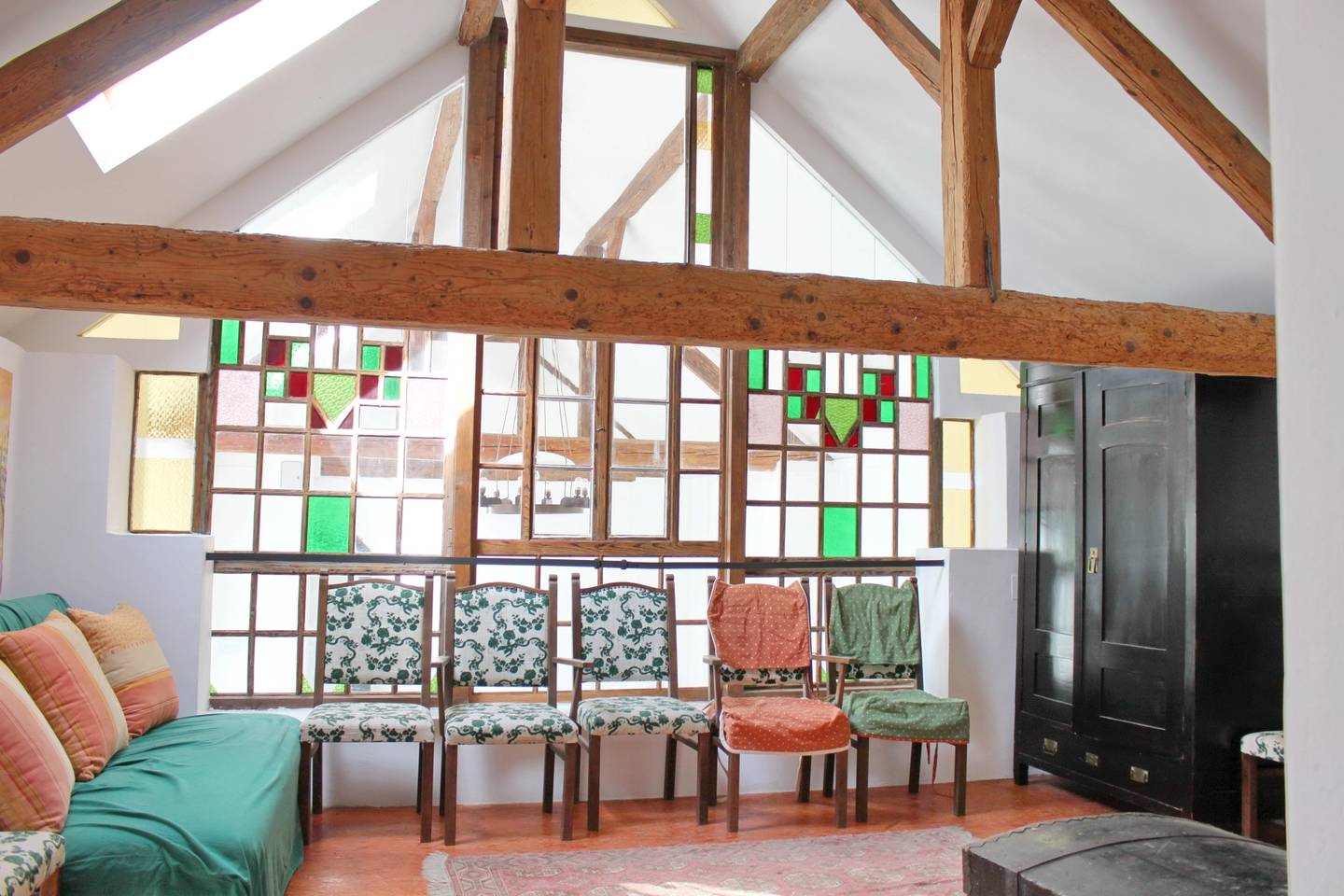Renovierte Familienwohnung mit großem Garten und Loggia