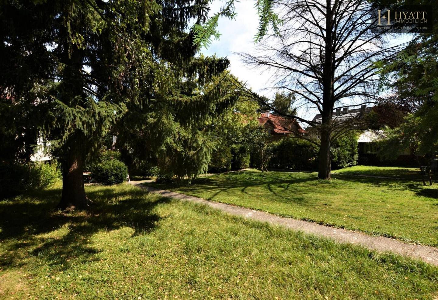 Large building plot 950 m² living area in 1110 Vienna – prime location for your dream project