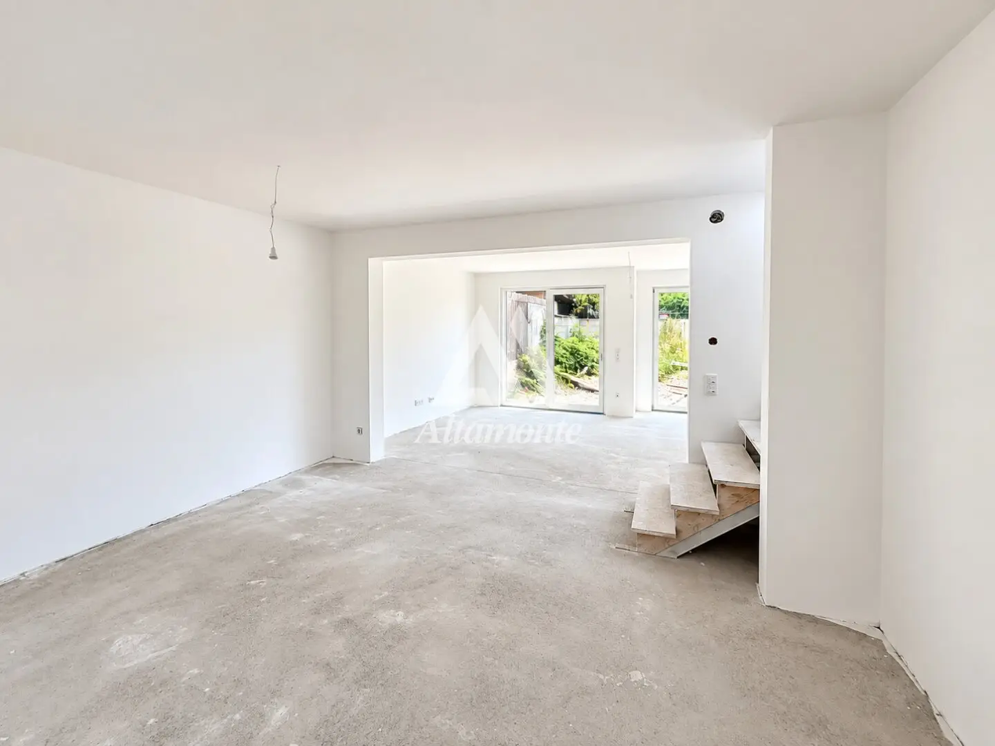 Neues entsteht in 1230 Wien – Moderner Neubau in Fertigstellung