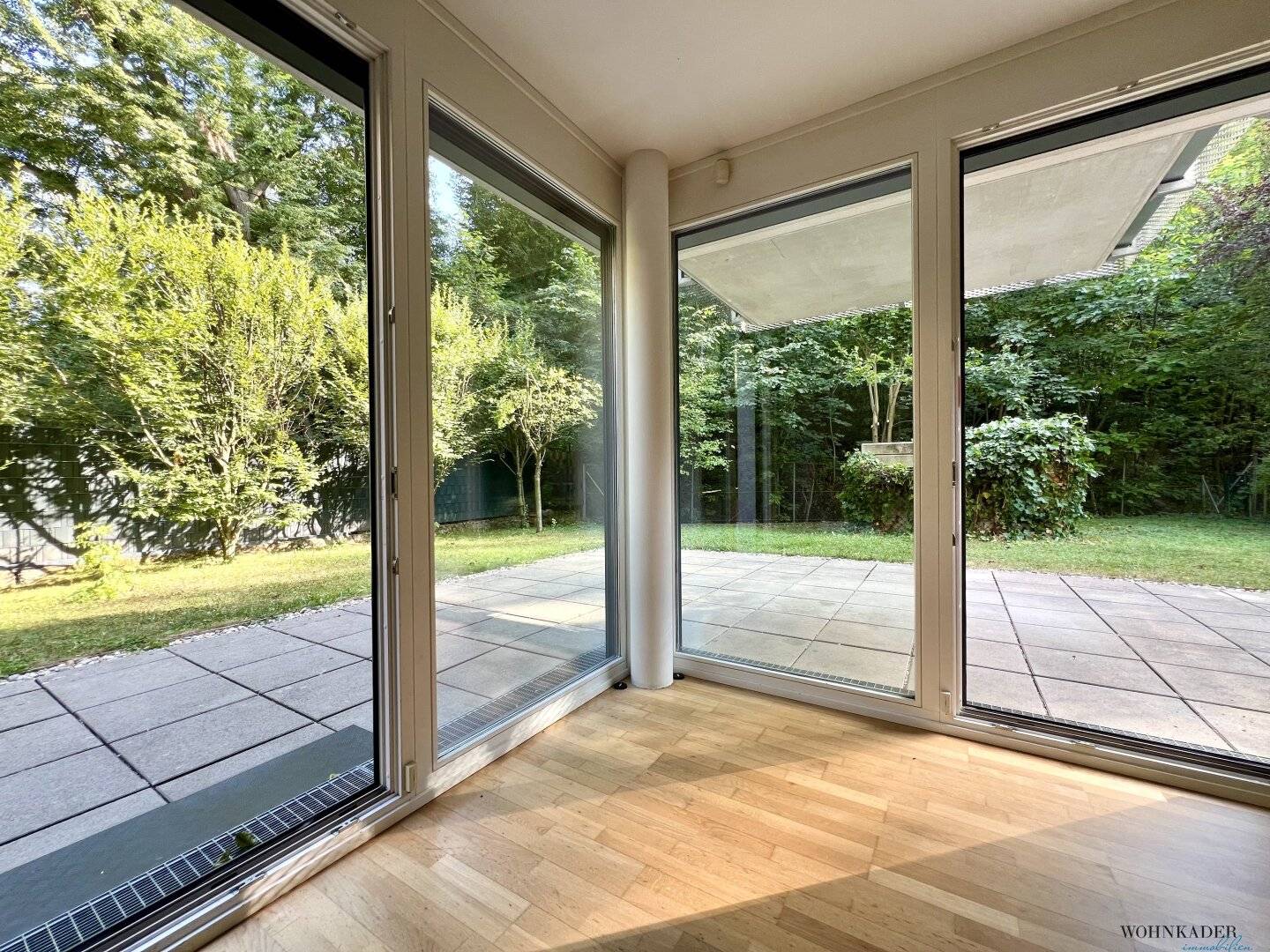 UNIQUE! Family apartment with huge garden on the edge of the forest + garage | Neuwaldegg