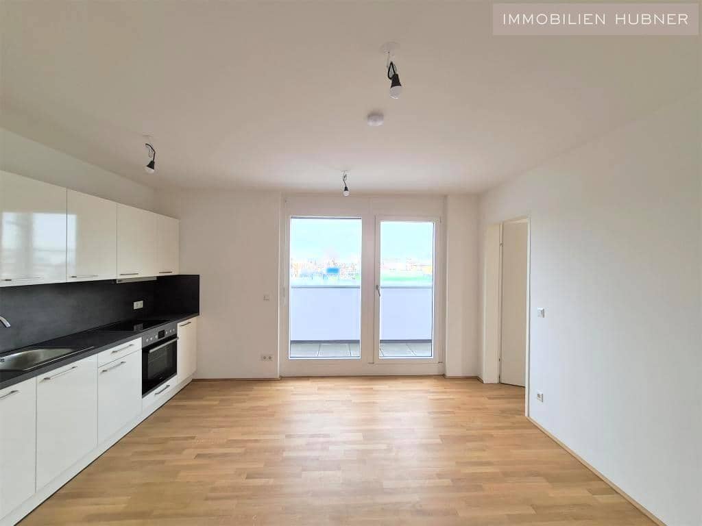 Dachgeschosswohnung mit großer Terrasse nahe Shopping Center Nord