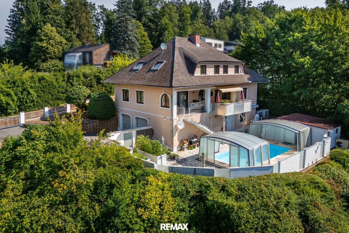 Exklusives Traumhaus mit Pool in begehrter Ruhelage in Grambach bei Graz