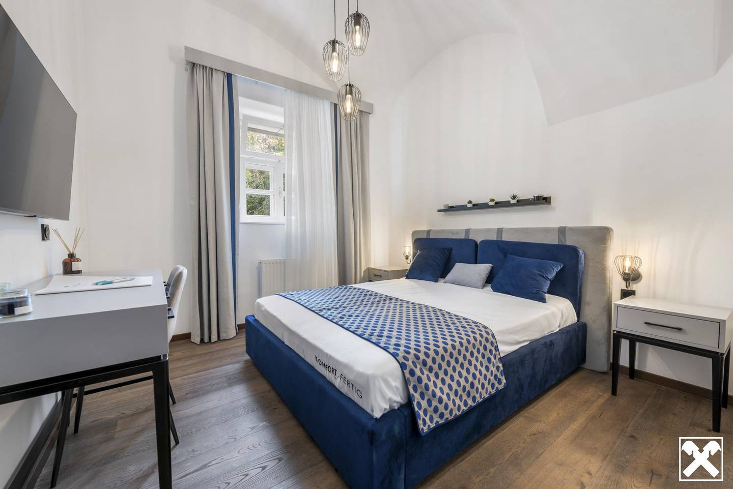 Apartment in listed historic building rented until 2029