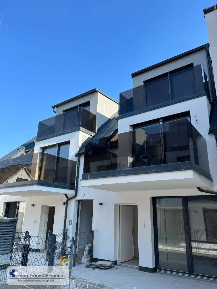 MODERN 73m² MAISONETTE IN GREEN SETTING IN HIRSCHSTETTEN