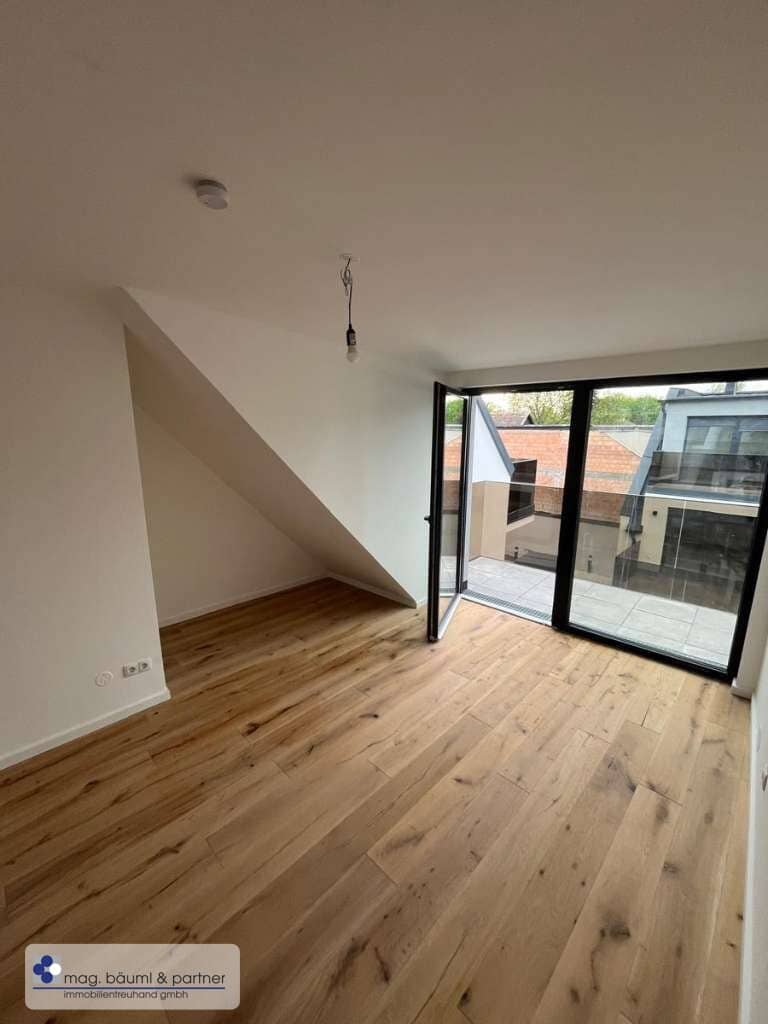 MODERN 73m² MAISONETTE IN GREEN SETTING IN HIRSCHSTETTEN