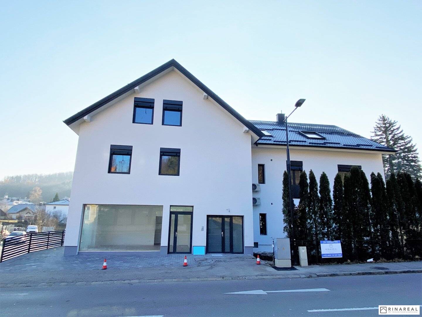 HAUPTSTRASSE | Basement commercial unit / storage / warehouse