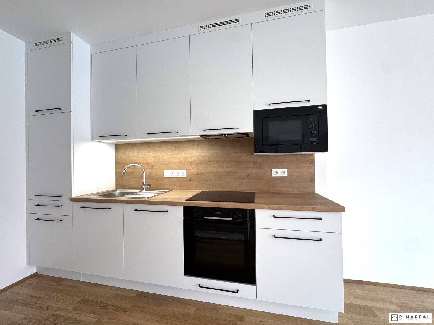 SCHULGARTENGASSE | Erstbezug - Gut geschnittene 2 Zimmer Wohnung | Loggia | Einbauküche | Elektr. Beschattung | Optional: Tiefgaragenstellplatz
