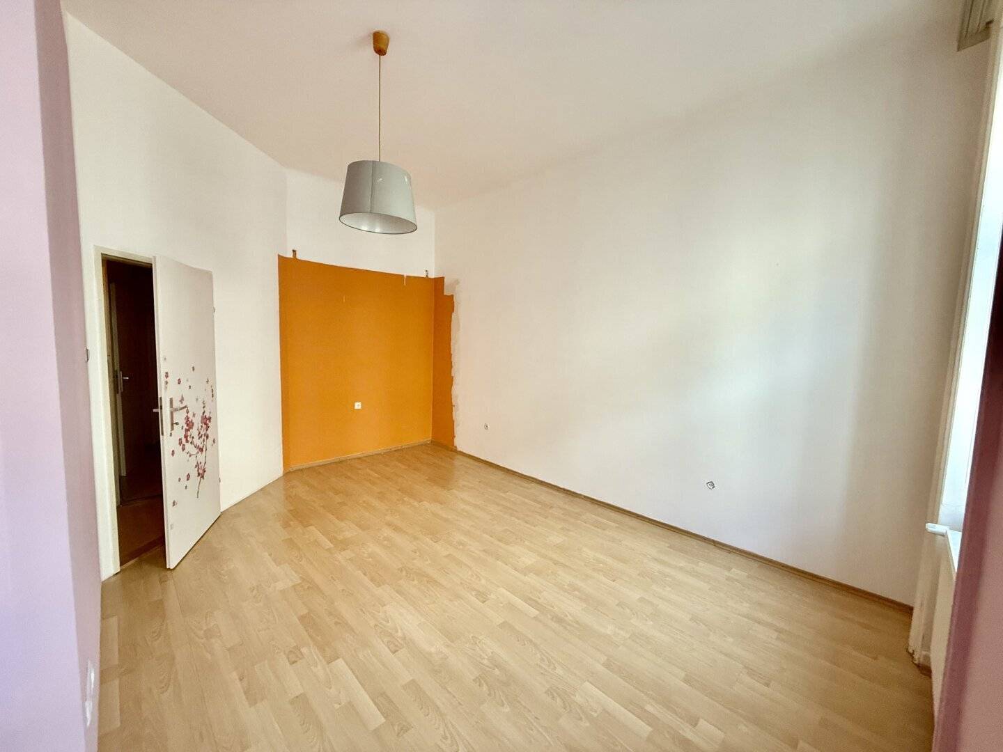 Maisonette apartment near Schloss Belvedere and Botanical Garden
