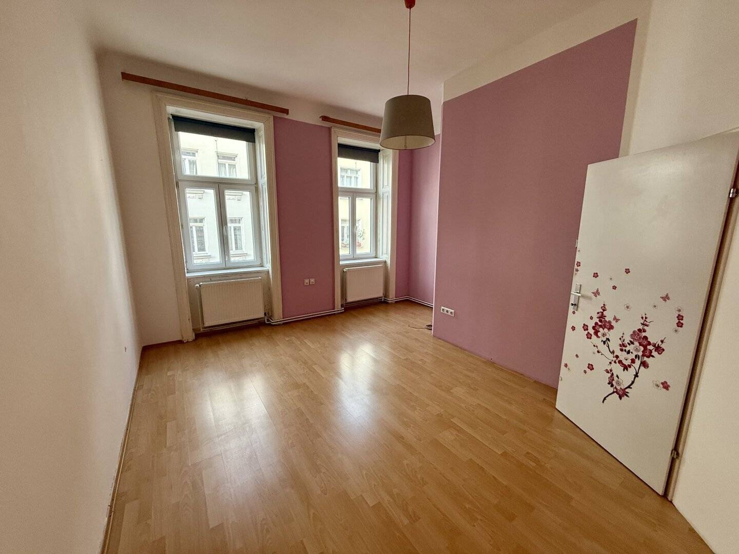 Maisonette apartment near Schloss Belvedere and Botanical Garden