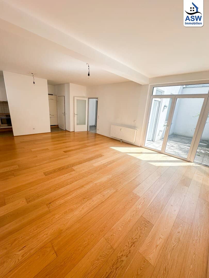 Arbeiten &amp; Wohnen: 3-Räume ca. 82 m2, ca. 8m2 Terrasse und ca. 18 m2 Garten in U-Bahn-Nähe (Bürowidmung)