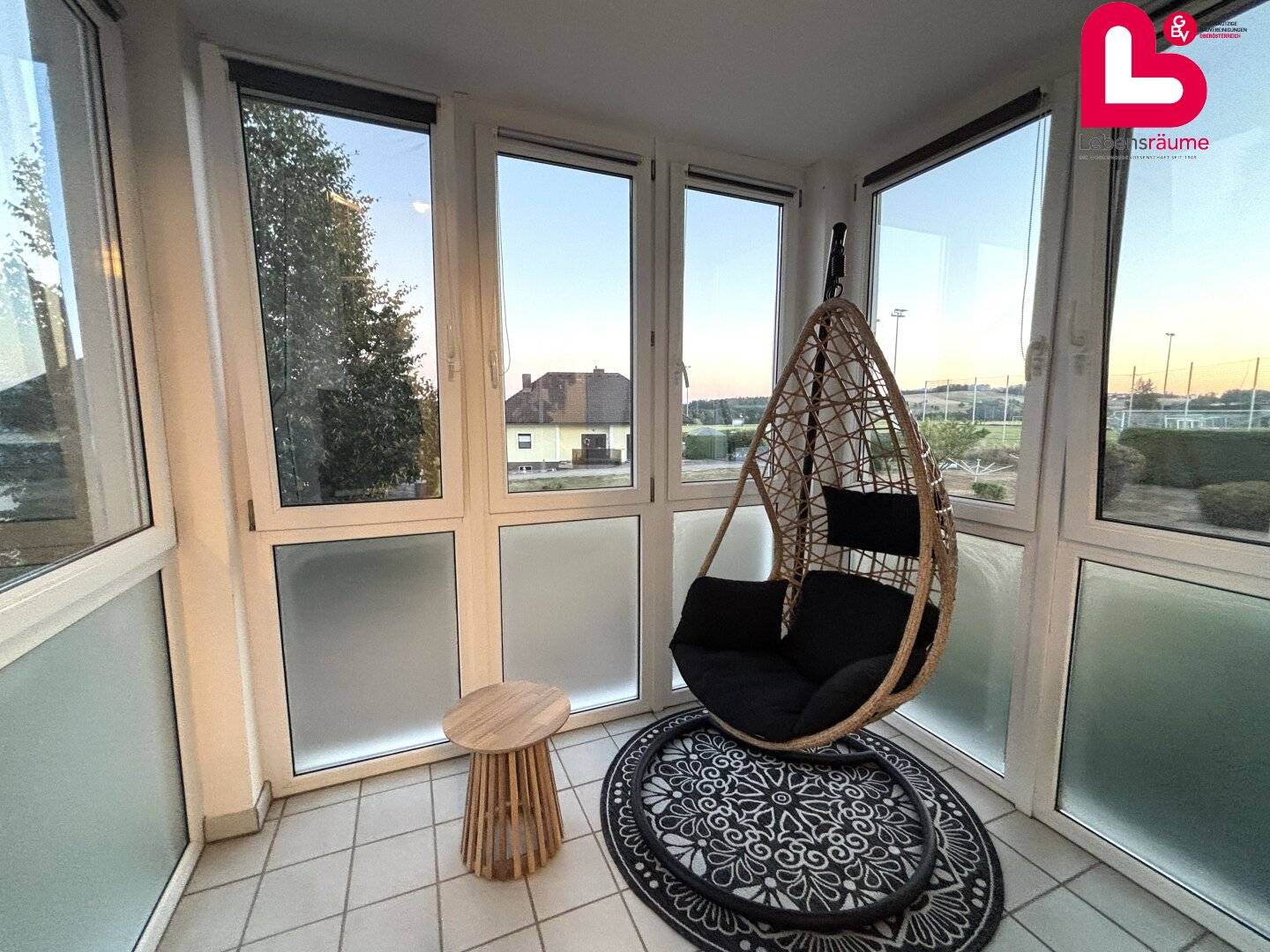 Schöne 2-Zimmer Wohnung mit Veranda