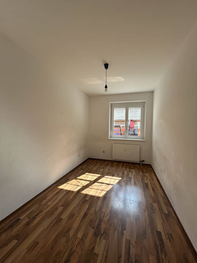 DREAM HOME OWNER OCCUPIED 4 ROOM APARTMENT IN REICHRAMING