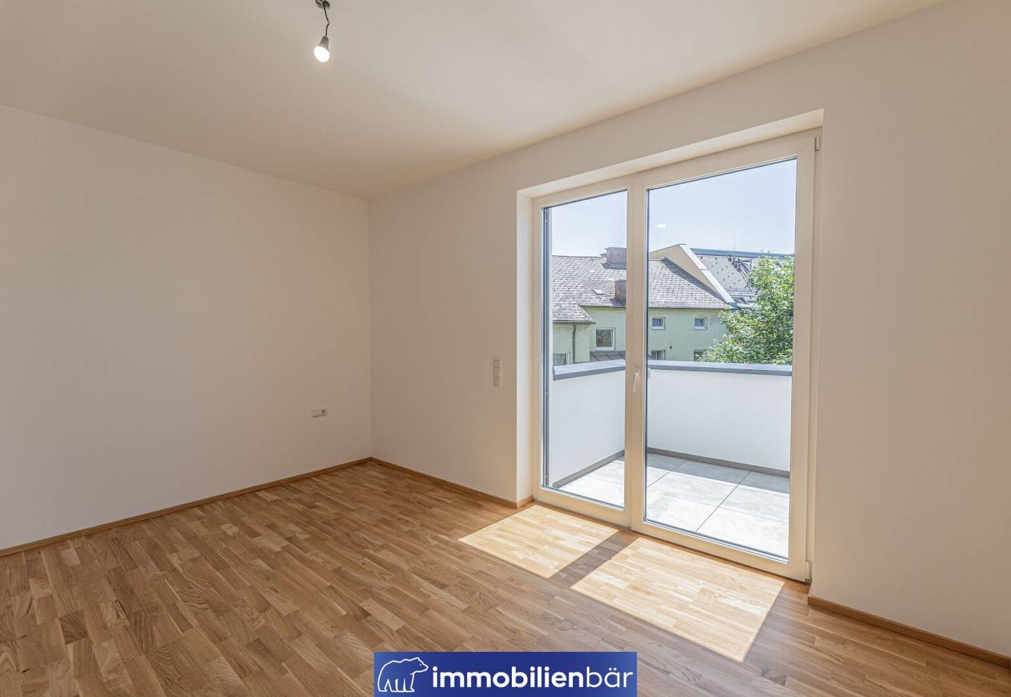 Traumhafte Dachgeschoss-Maisonette mit sonniger Dachterrasse und Balkon