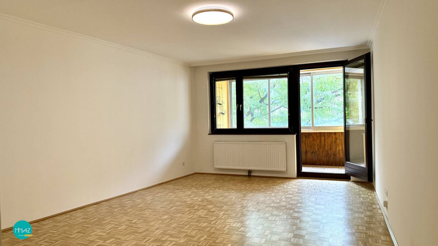 Ideal floor plan! Bright 2-room apartment with south loggia on 2nd floor with elevator! Single or couple apartment! Excellent infrastructure! No transfer fee!