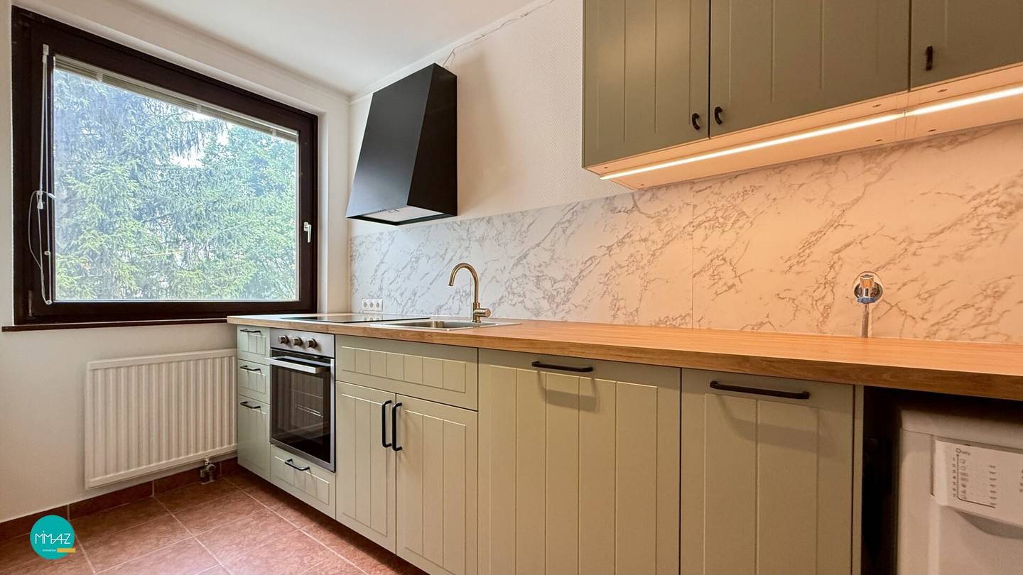 Ideal floor plan! Bright 2-room apartment with south loggia on 2nd floor with elevator! Single or couple apartment! Excellent infrastructure! No transfer fee!