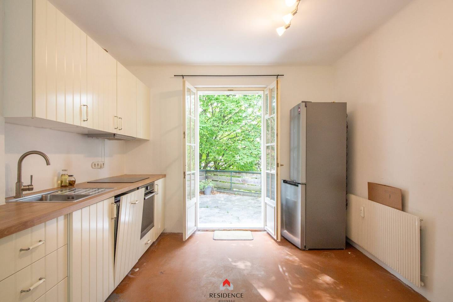 spacious 4-room apartment with roof terrace in Nonntal for rent