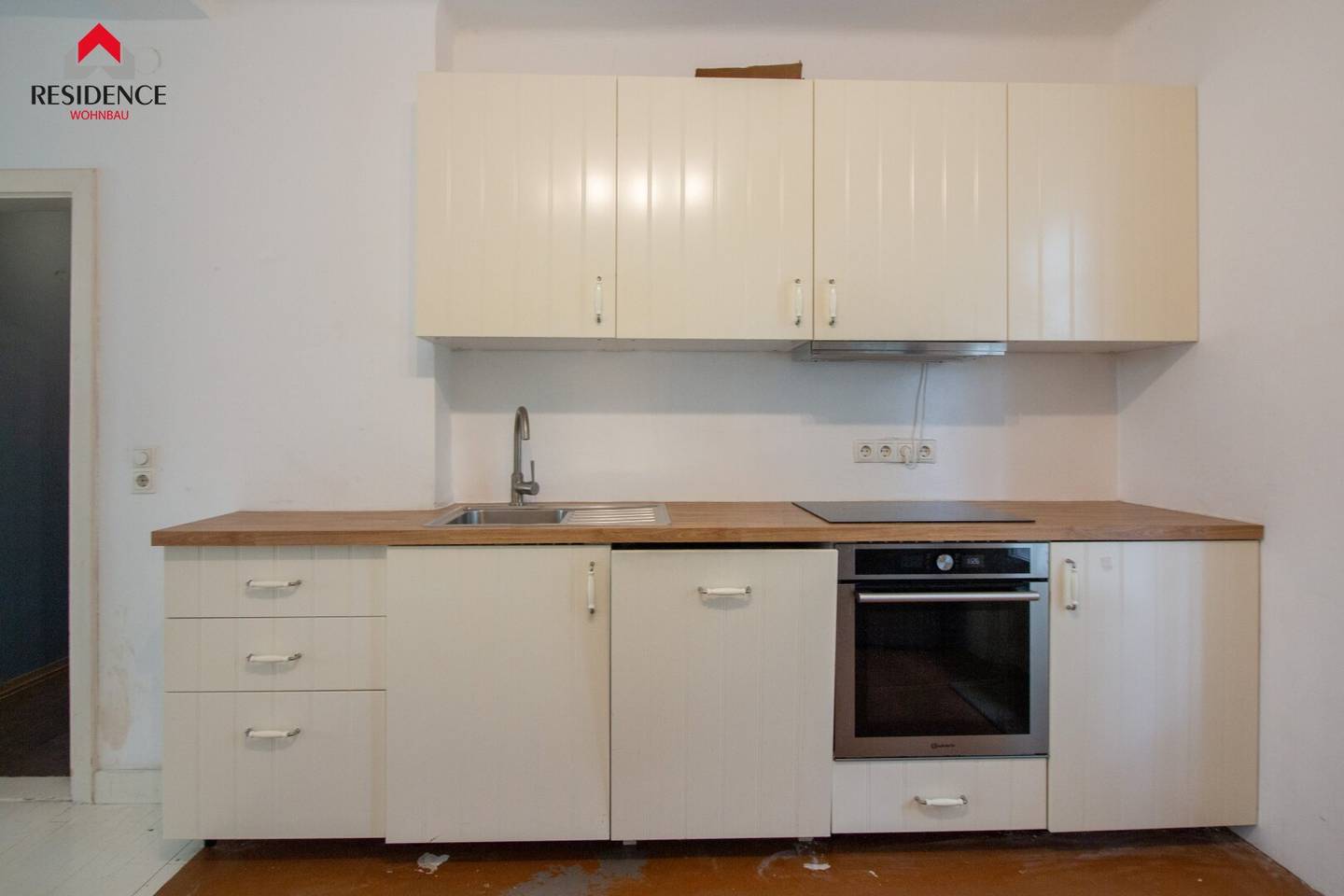 großzügige 4-Zimmerwohnung mit Dachterrasse in Nonntal zu vermieten