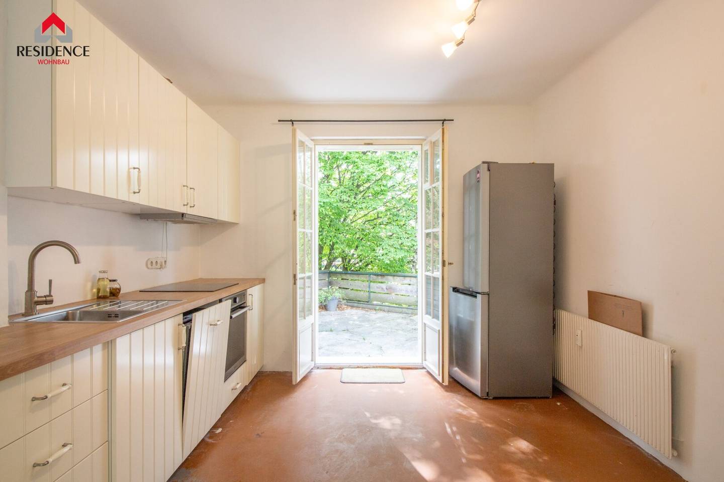 großzügige 4-Zimmerwohnung mit Dachterrasse in Nonntal zu vermieten