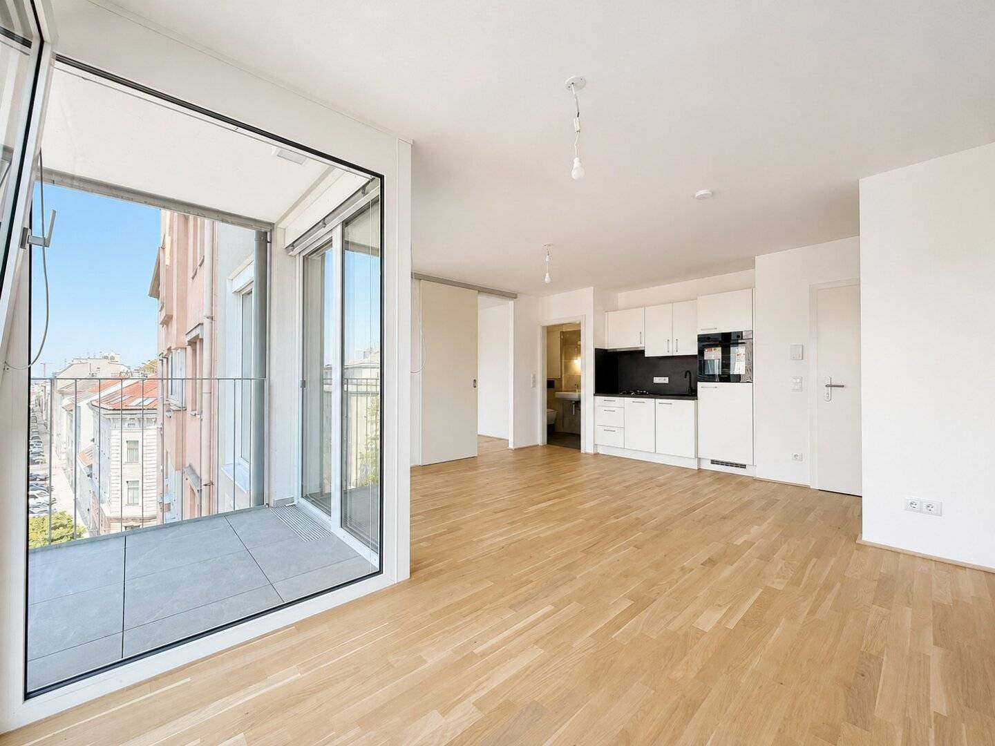 Smart investment in Vienna: 2-room new build, high rental potential, low operating costs - kitchen included