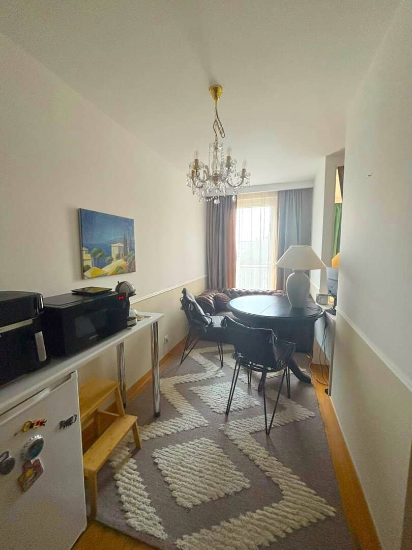 Fully furnished studio apartment with balcony for rent