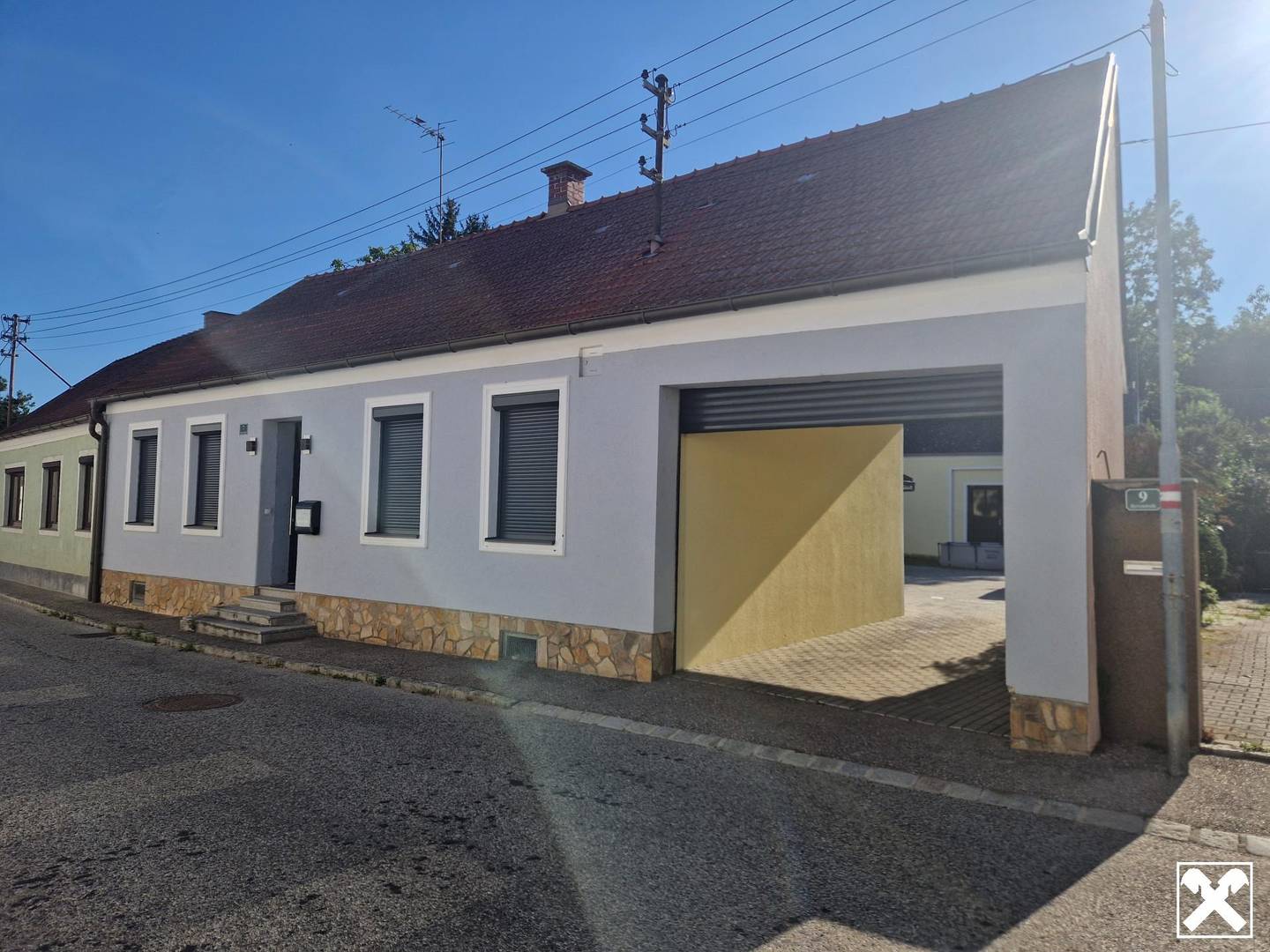 Newly renovated family apartment with private courtyard