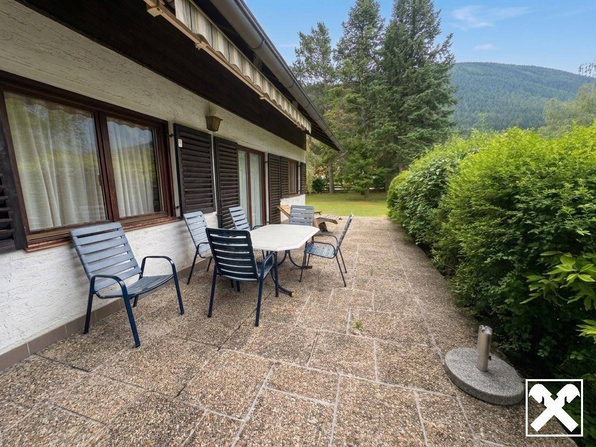 Family apartment in quiet location with Schneeberg view