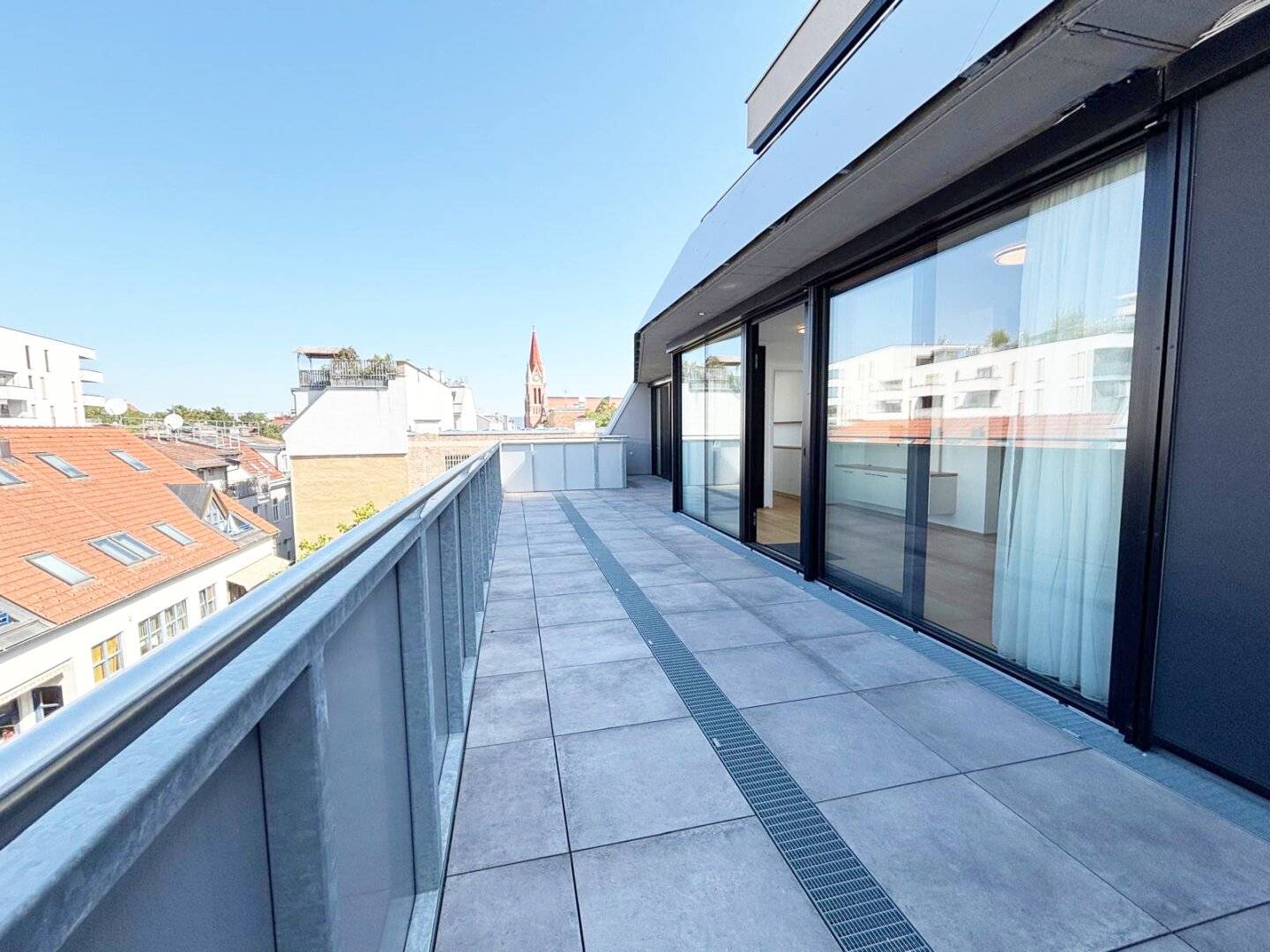 3-Zimmer-Neubauwohnung mit ca. 47 m² Außenfläche &amp; Tiefgaragenstellplatz | 1140 Wien