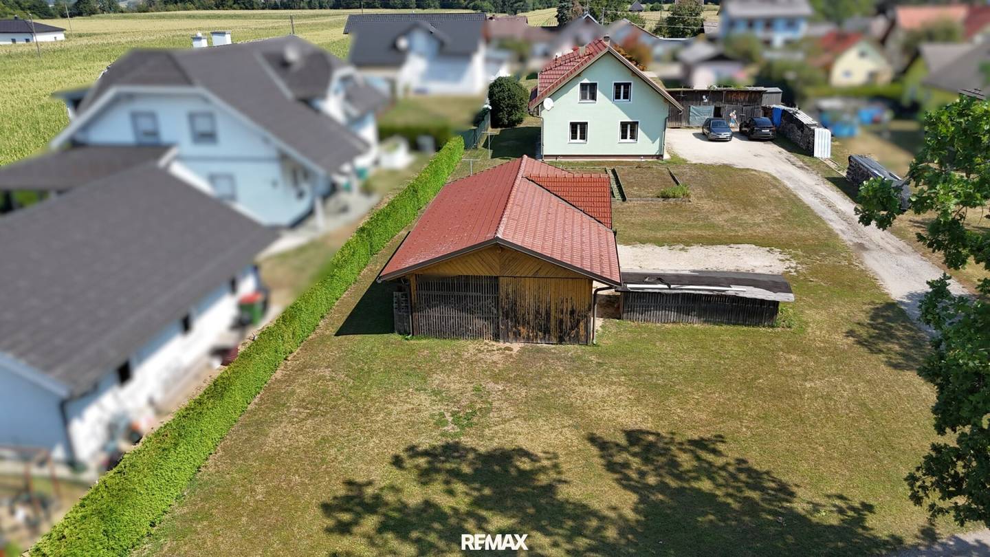 Charmantes Haus mit sehr großem Potenzial!