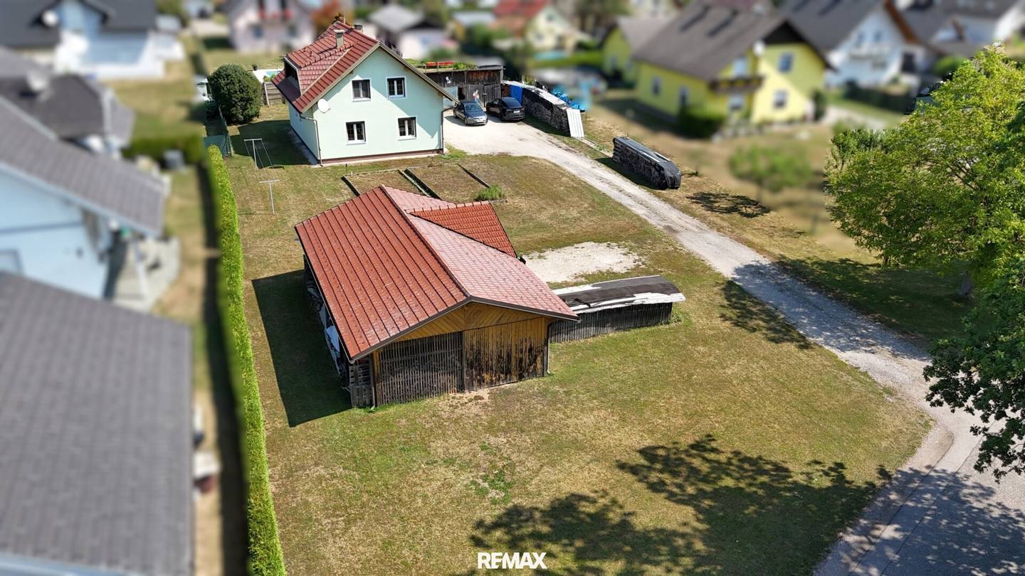 Charmantes Haus mit sehr großem Potenzial!