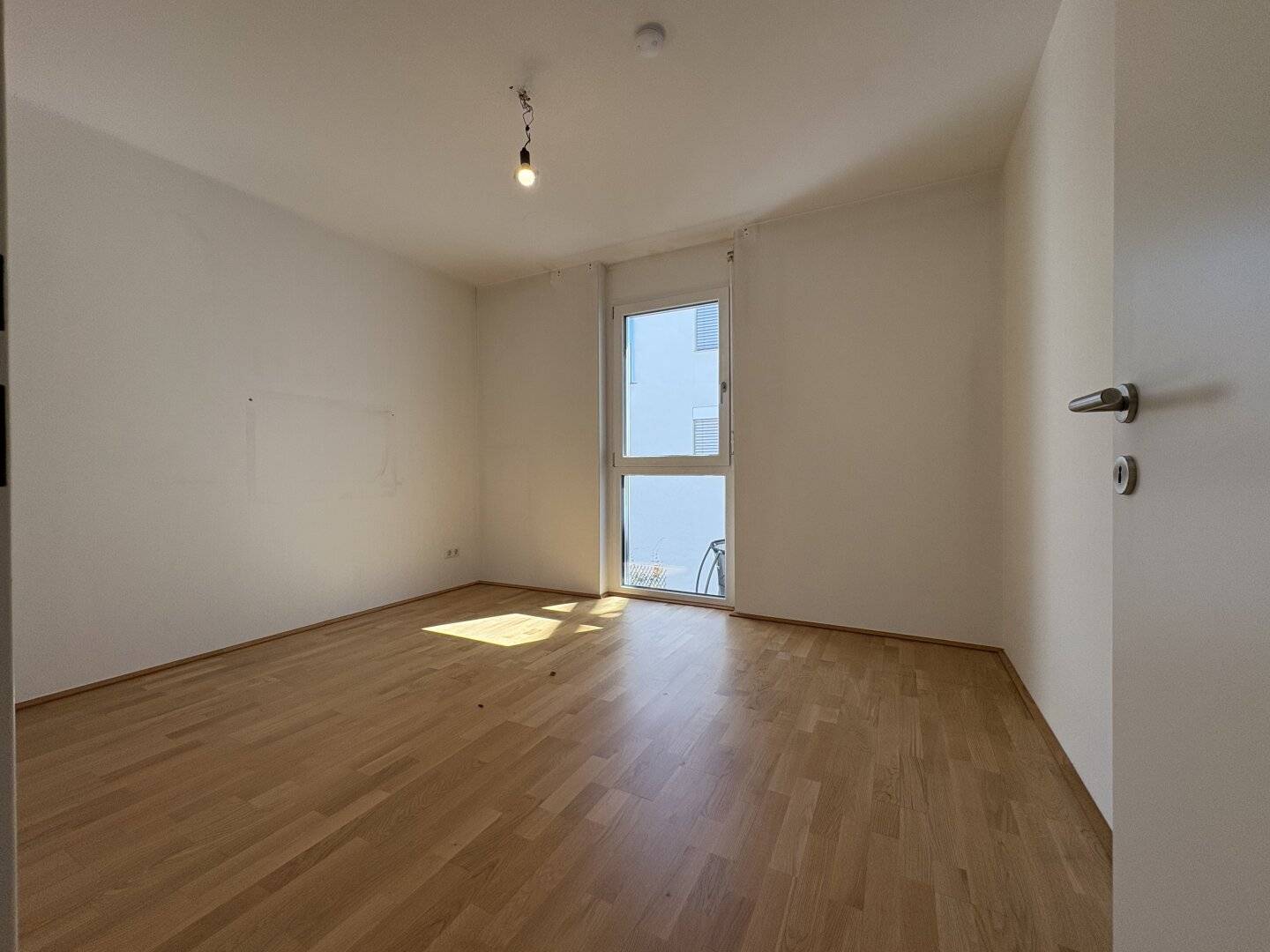 Essling Living I Ruhige 3 Zimmer Wohnung I mit privater Freifläche