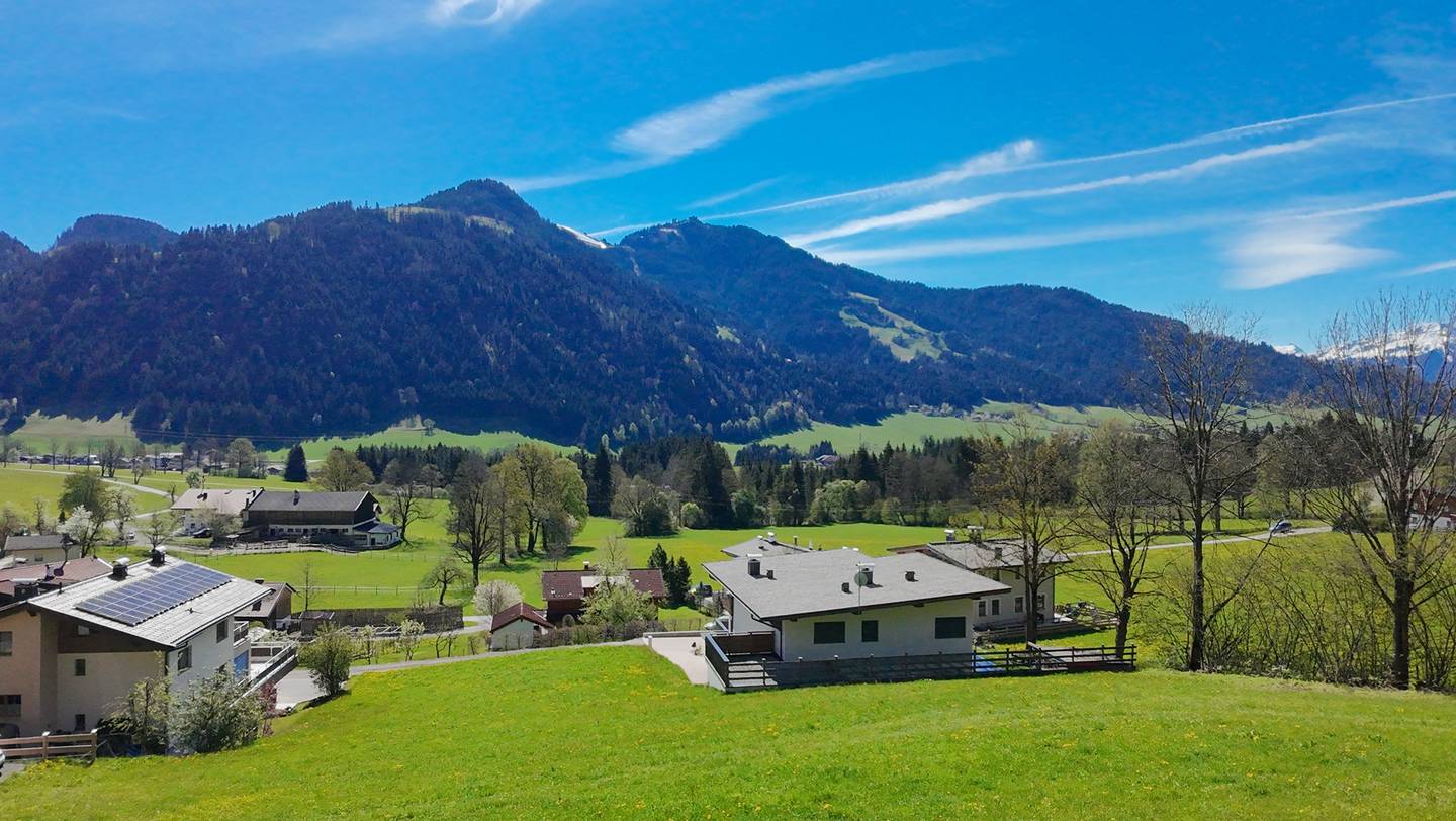 Südhanglage mit unverbaubarem Bergblick Wohnung