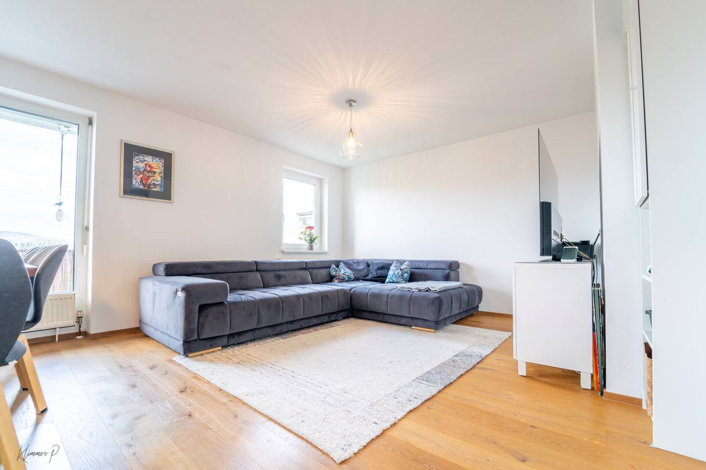 Stilvoll renovierte Wohnung mit Balkon und Dachboden