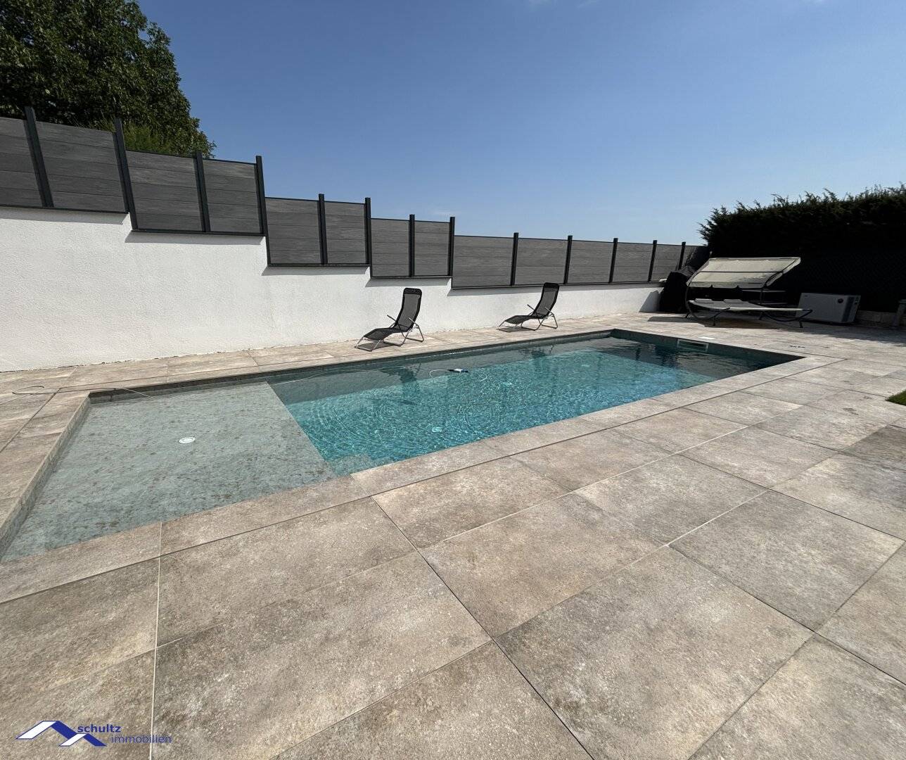 SCHULTZ IMMOBILIEN - Modern single-family house with pool and spacious living ambience in Guntramsdorf