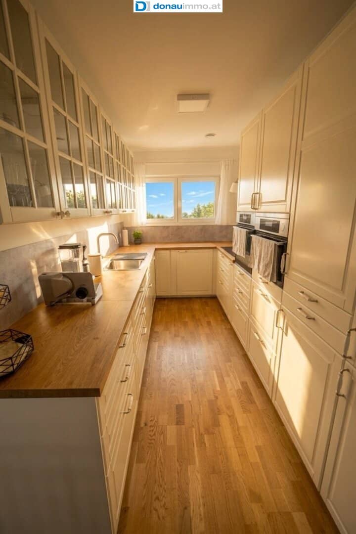Junges 4,5 Zimmer PASSIV-Eck-Reihenhaus mit 2er-Carport und vielen Extras in Traismauer