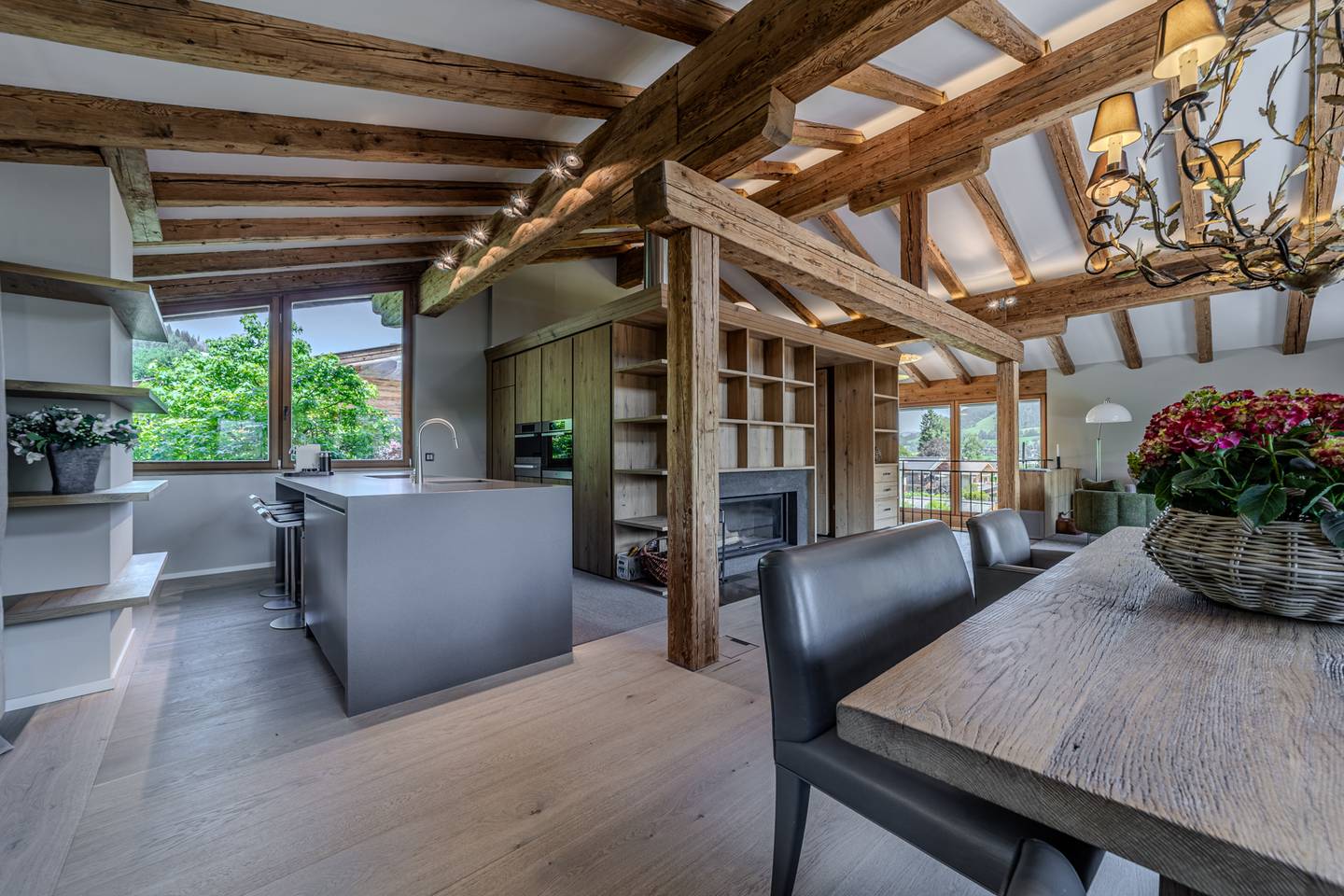 Ski in Ski out Wohnung mit privatem Spa und Garten