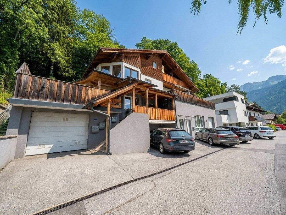Fully let multi-family house in Jenbach
