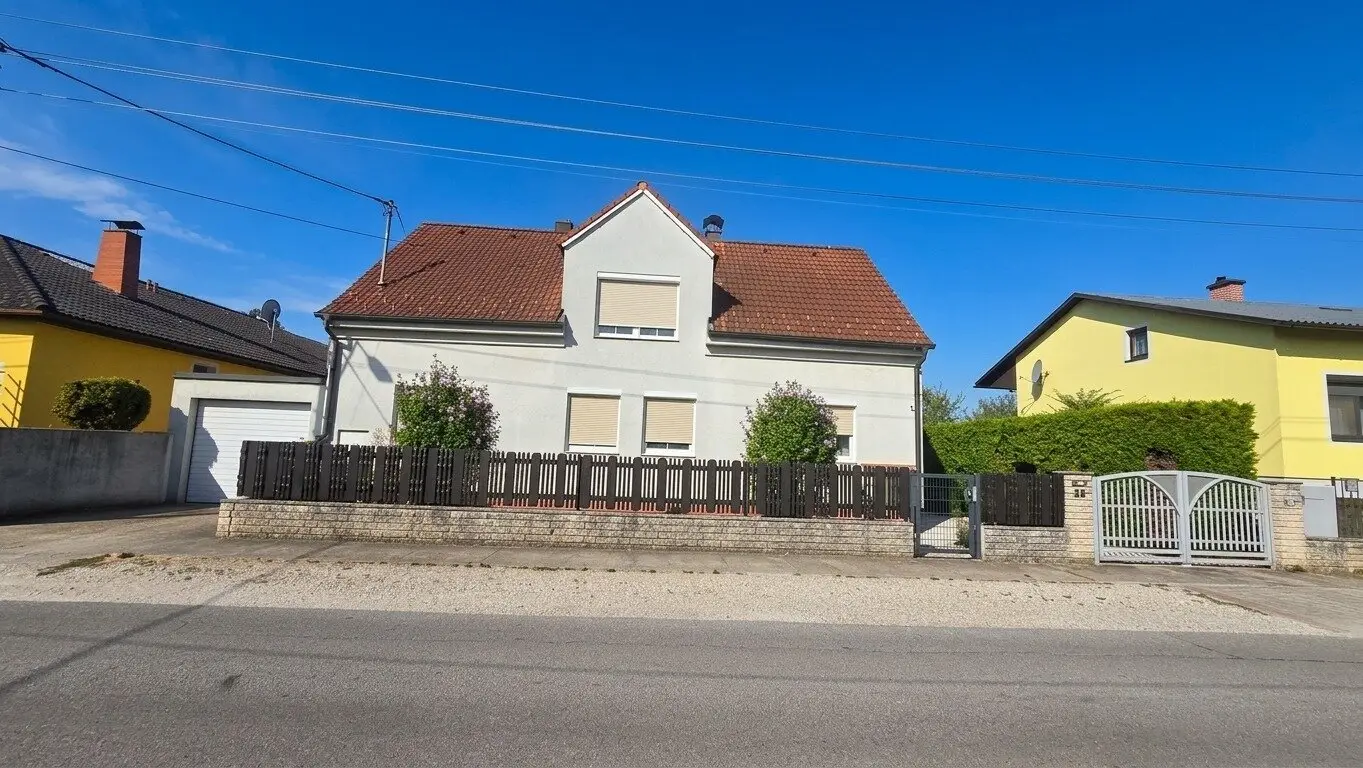 Großzügiges 8-Zi-Haus mit Garten & Garage in Strasshof, Top Lage um 449.000 €!
