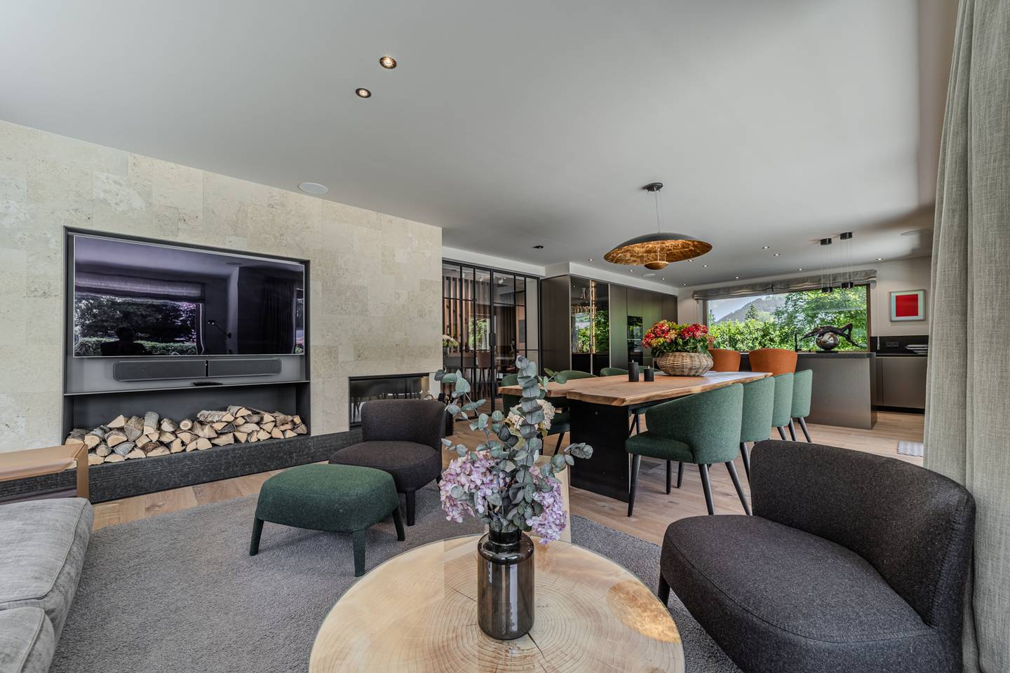 Ski in Ski out Ferienwohnung mit beheiztem Außenpool