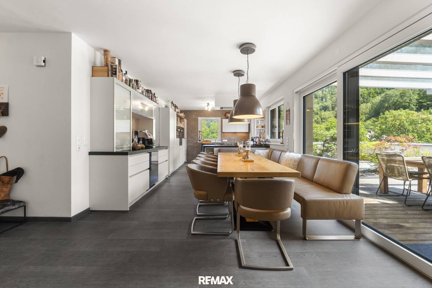 Spaciousness meets elegance - stylish living in Döbriach