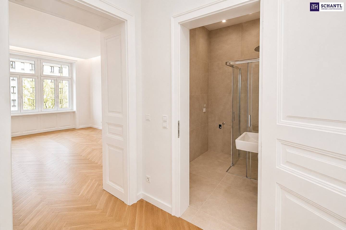 WOW!! DREAMLIKE FIRST OCCUPANCY AFTER HIGH-QUALITY RENOVATION NEAR BACHERPLATZ!